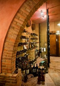 Bodega Restaurante Serrano