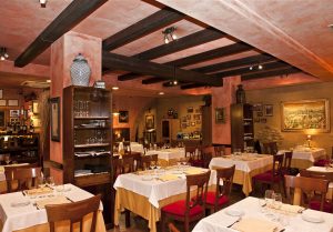 Salón principal Restaurante Serrano